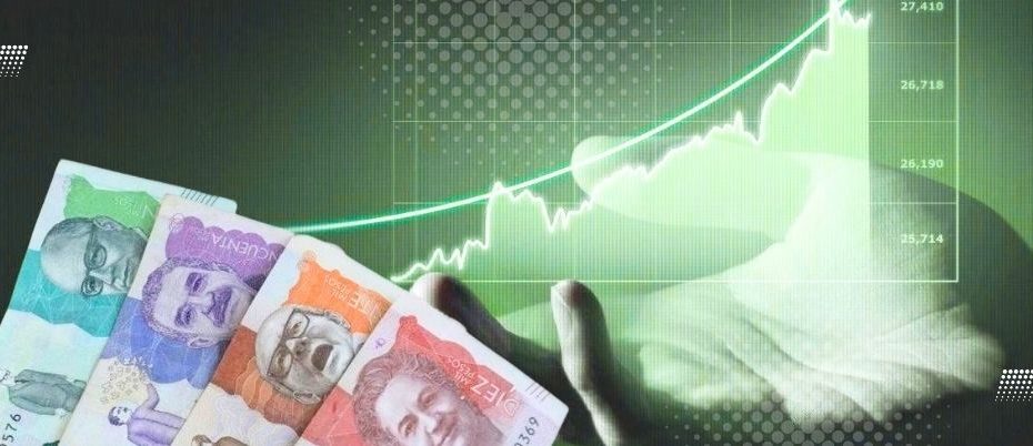 Dinero en pesos colombianos y gráfico de crecimiento de una inversión
